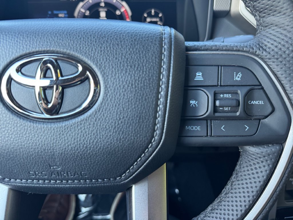 Used 2026 Toyota Tundra Limited AWD/4WD image 30