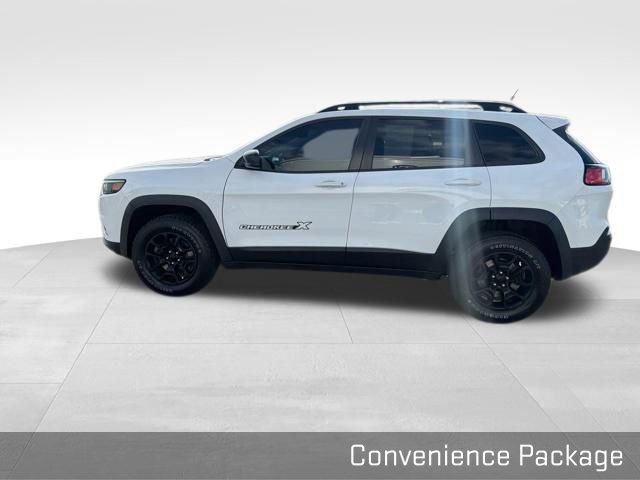 Used 2022 Jeep Cherokee Latitude w/ Sun & Sound Group AWD/4WD image 9