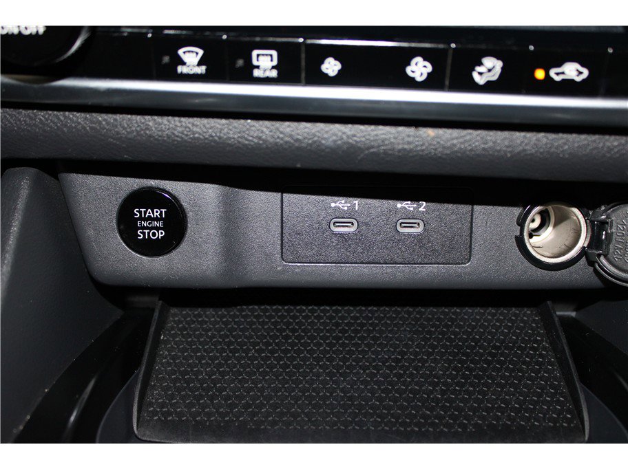 Used 2025 Nissan Rogue SV image 31