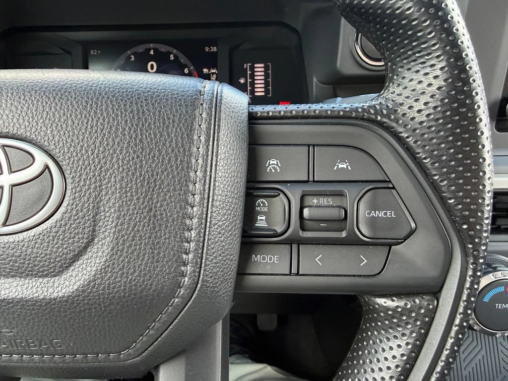 Certified 2025 Toyota Tacoma SR AWD/4WD image 18