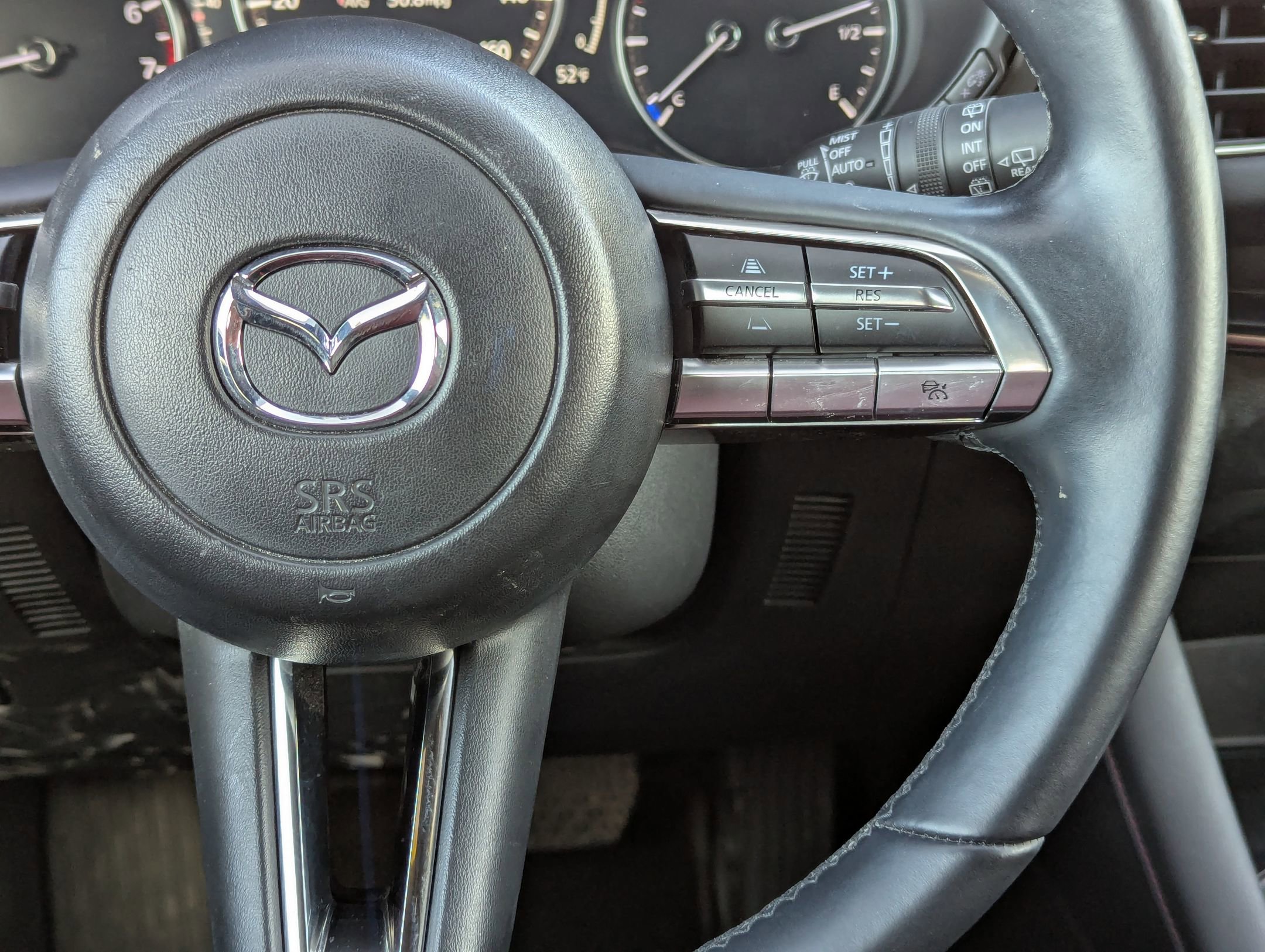 Used 2023 MAZDA MAZDA3 s image 22