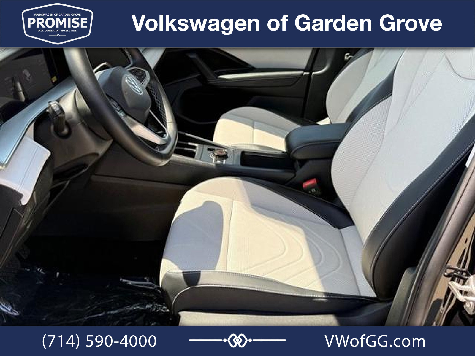 New 2026 Volkswagen Tiguan SE FWD image 13