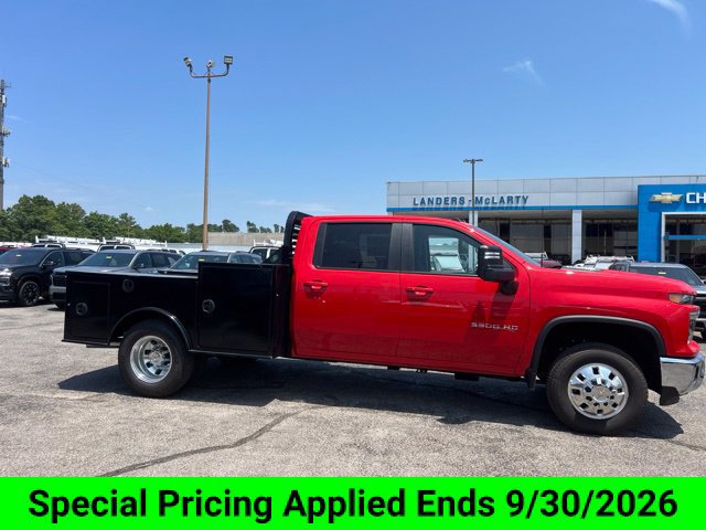 New 2026 Chevrolet Silverado 3500 LT w/ Convenience Package AWD/4WD image 2