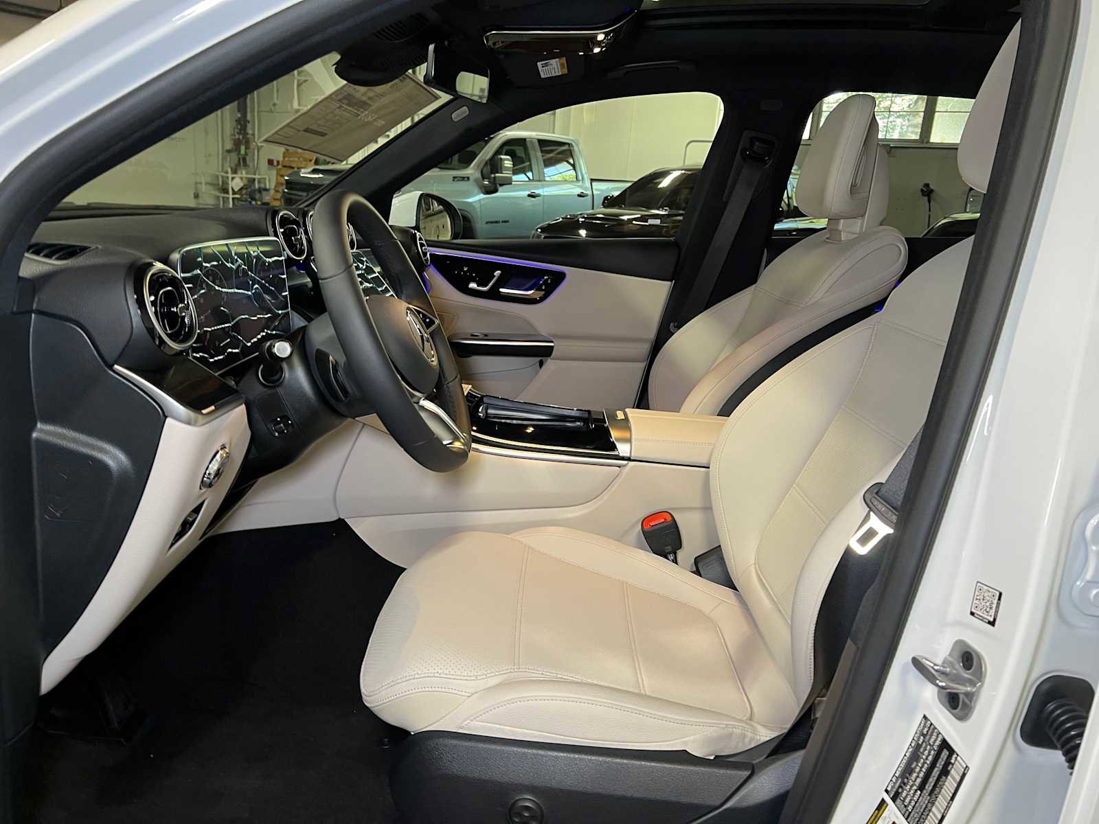 New 2025 Mercedes-Benz GLC 300 4MATIC image 20