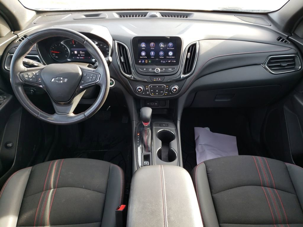 Used 2022 Chevrolet Equinox RS w/ Infotainment Package image 13
