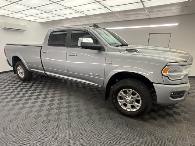 Used 2022 RAM 2500 Laramie AWD/4WD image 3
