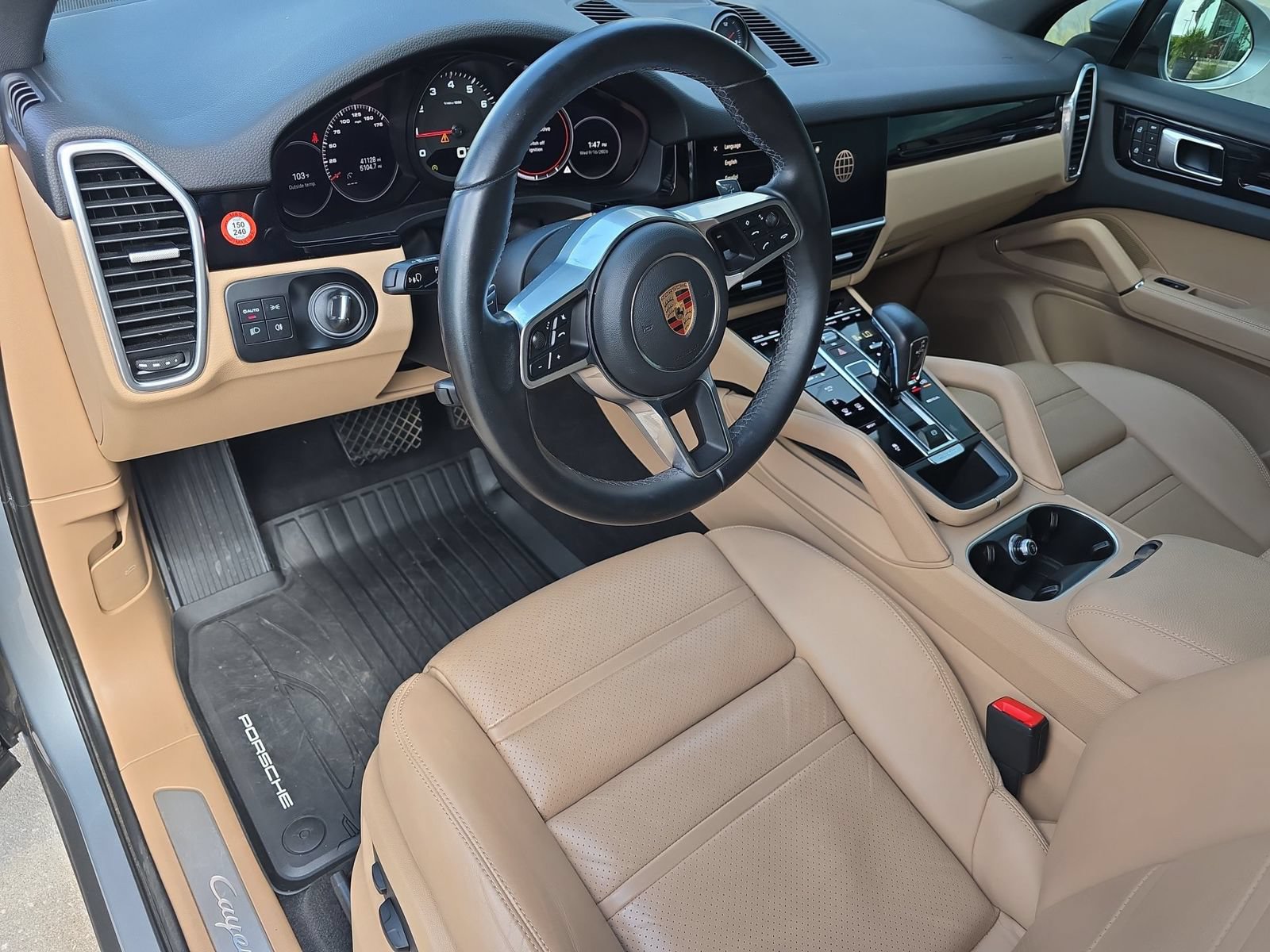 Certified 2023 Porsche Cayenne AWD/4WD image 4