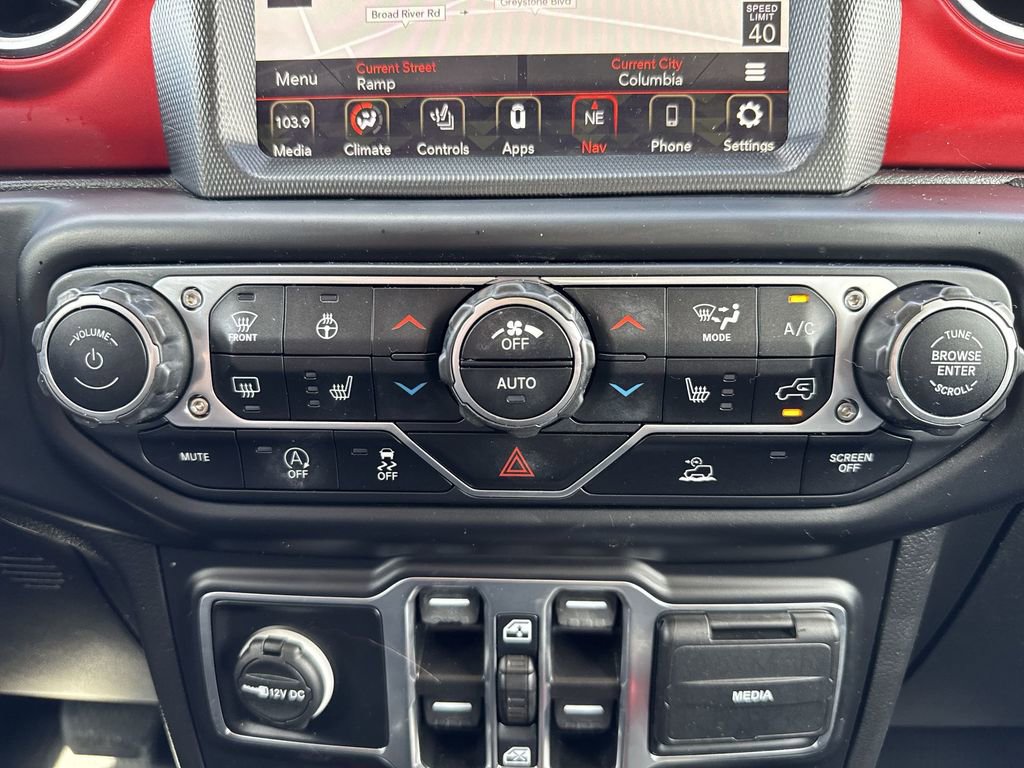 Used 2022 Jeep Gladiator Rubicon w/ Cold Weather Group AWD/4WD image 18