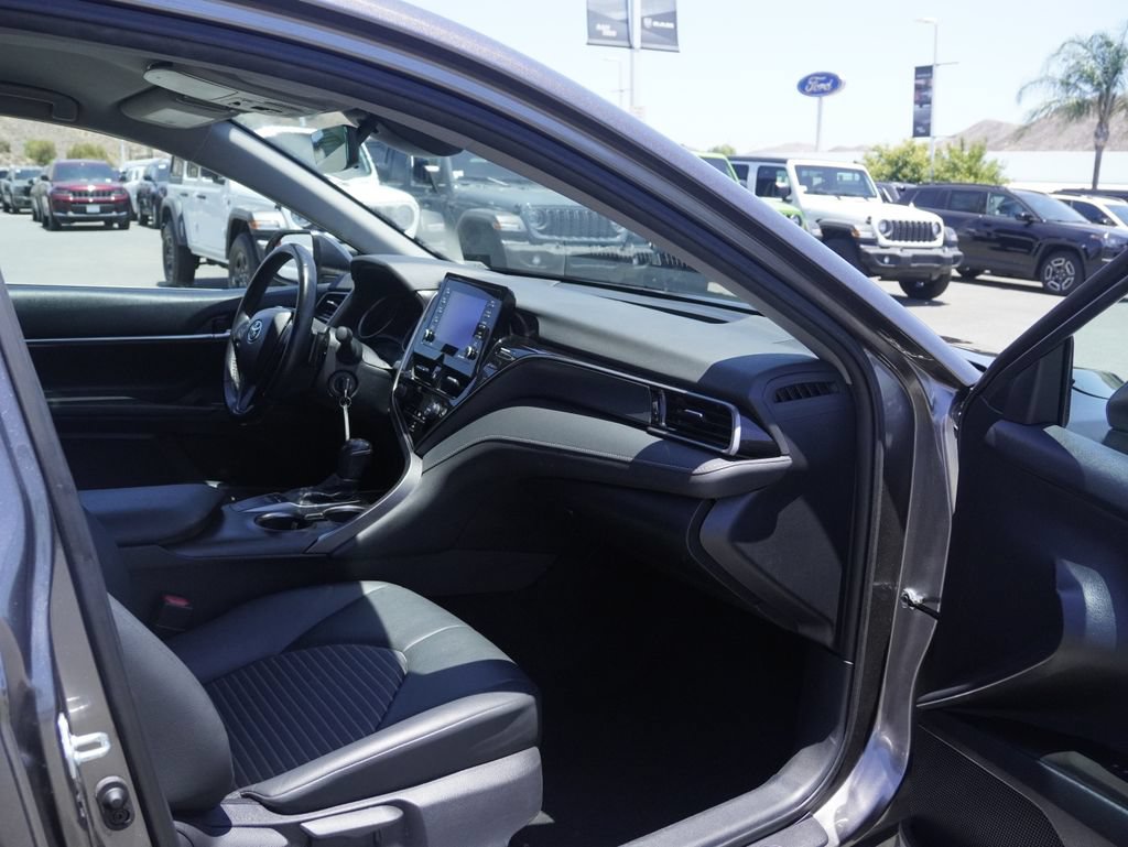 Used 2024 Toyota Camry SE FWD image 27