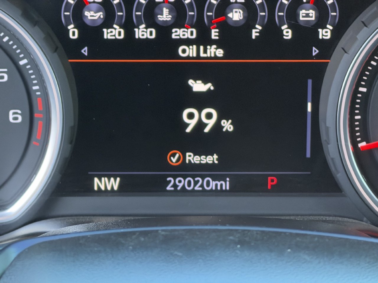 Used 2020 Chevrolet Silverado 1500 High Country w/ Technology Package AWD/4WD image 16