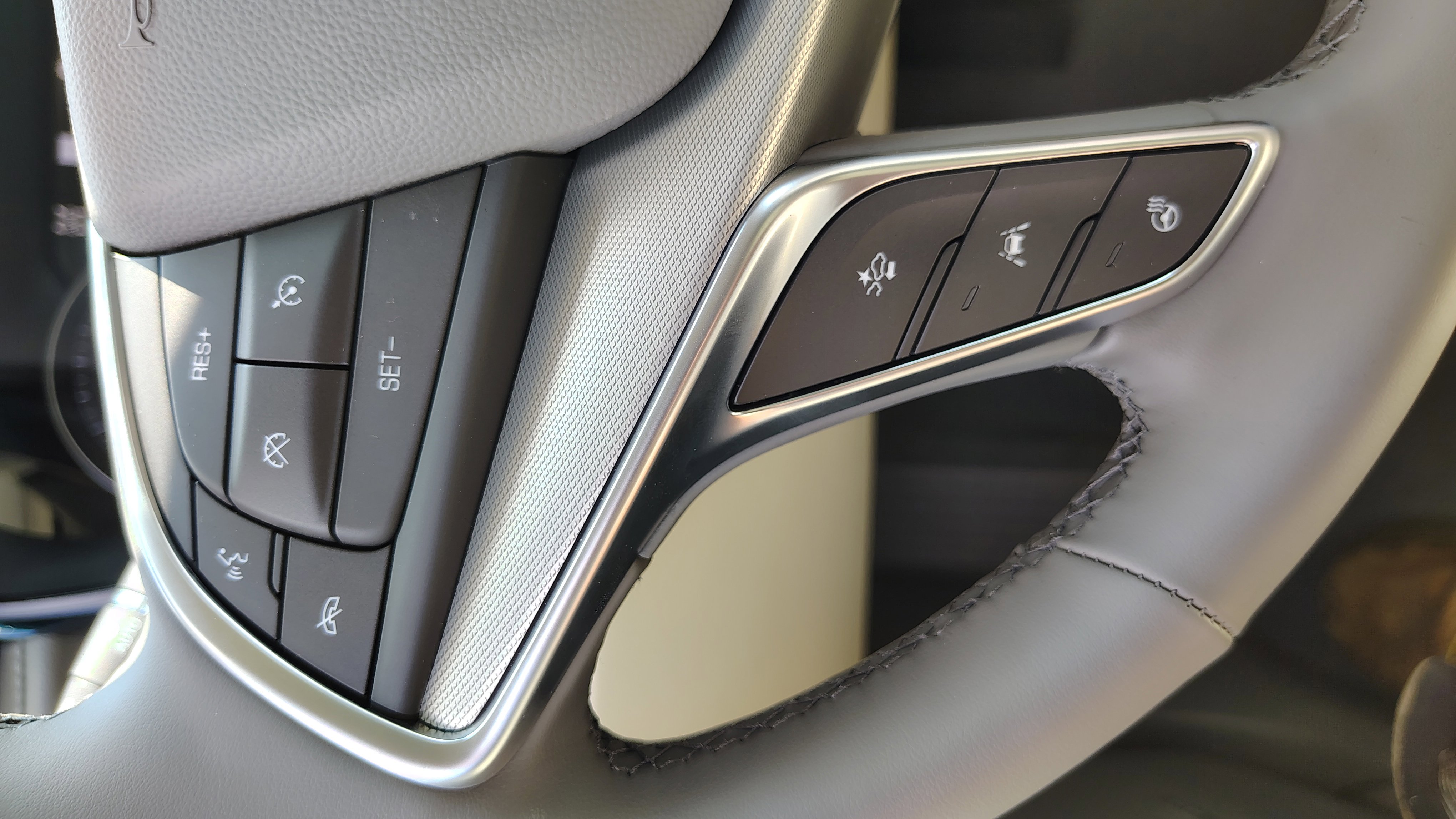 New 2025 Cadillac XT5 Premium Luxury w/ Technology Package image 17