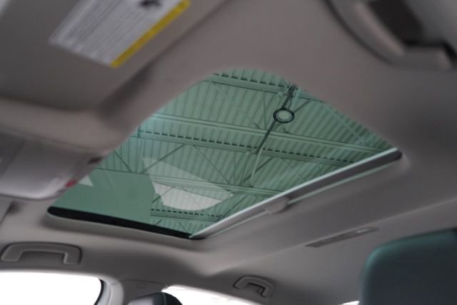 Used 2024 Volkswagen Jetta SE image 19