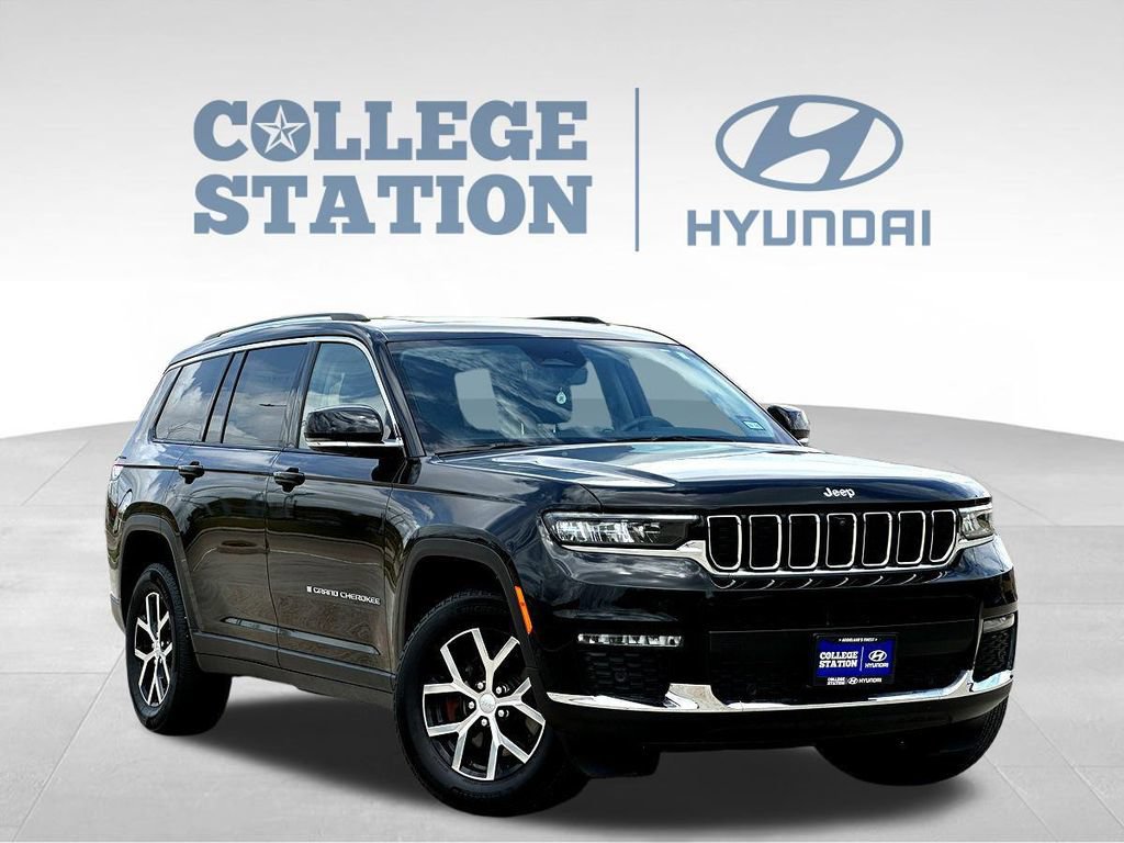 Used 2023 Jeep Grand Cherokee L Limited w/ Luxury Tech Group II RWD image 3