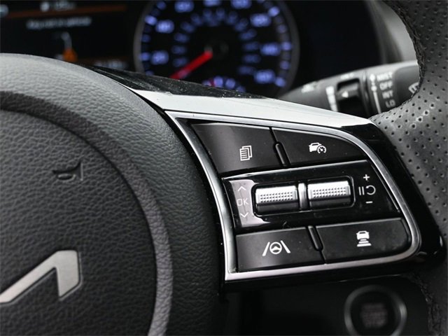 Used 2024 Kia Forte GT-Line image 17