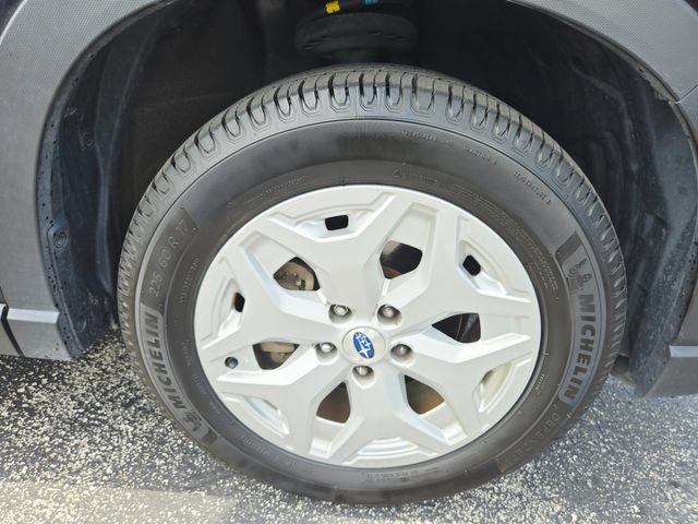 Used 2021 Subaru Forester AWD/4WD image 30
