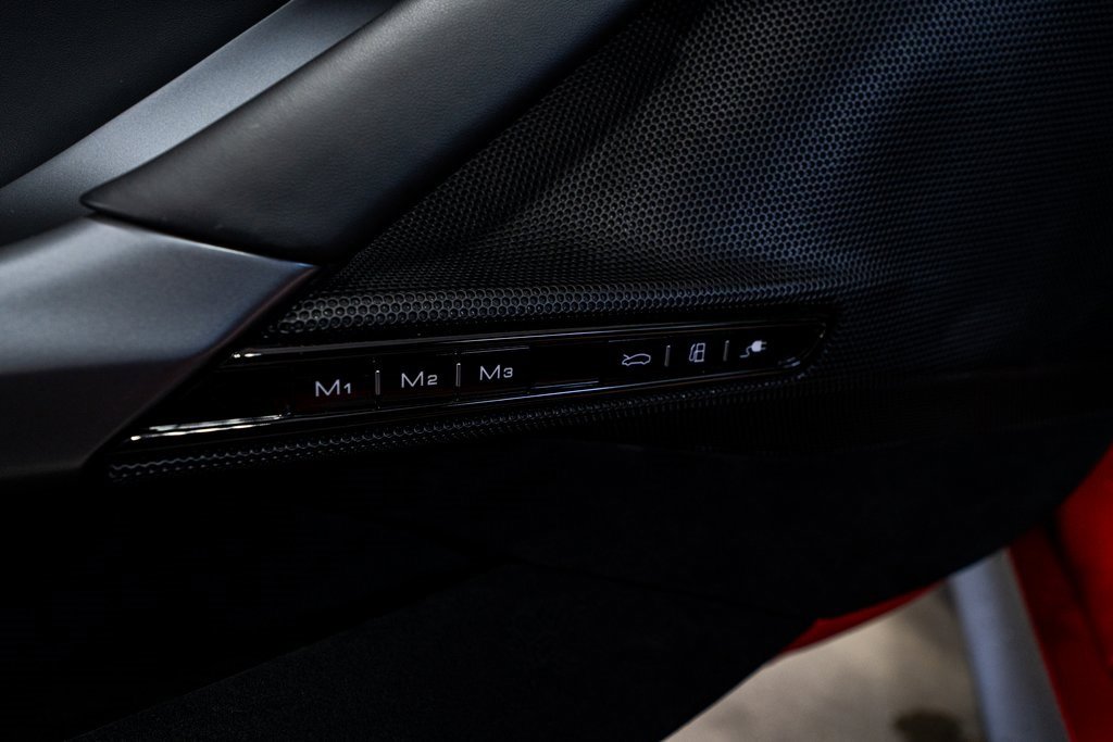 Used 2024 Ferrari SF90 Stradale image 39