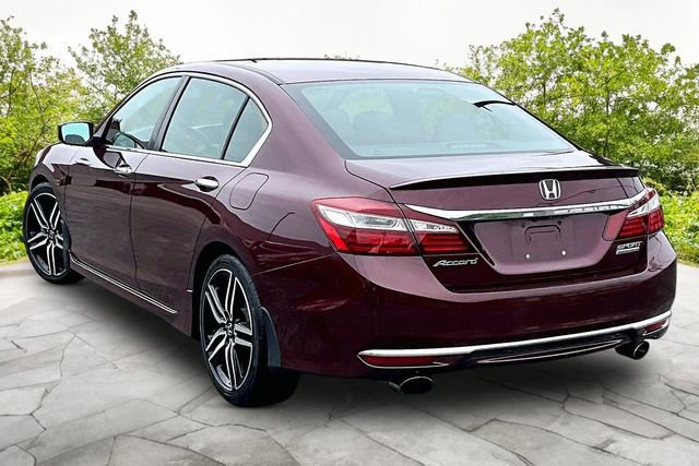 Used 2017 Honda Accord Sport Special Edition image 11