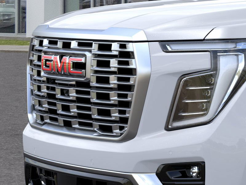 New 2026 GMC Yukon Denali w/ Sun & Power Step Package image 13