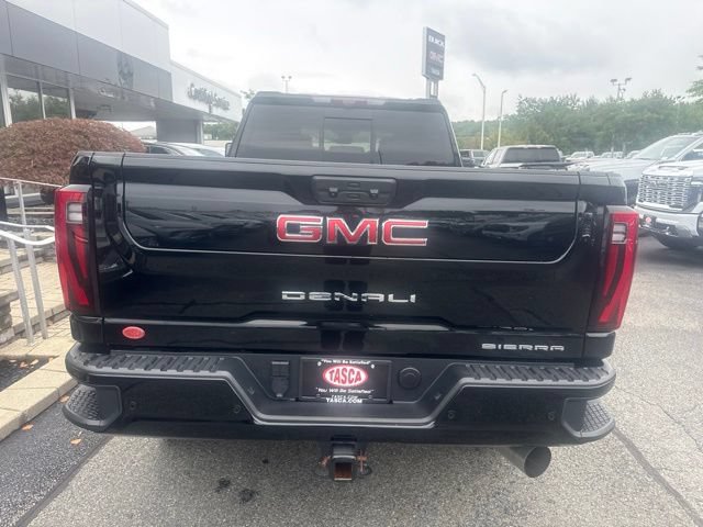 Used 2025 GMC Sierra 2500 Denali w/ Denali Reserve Package AWD/4WD image 10