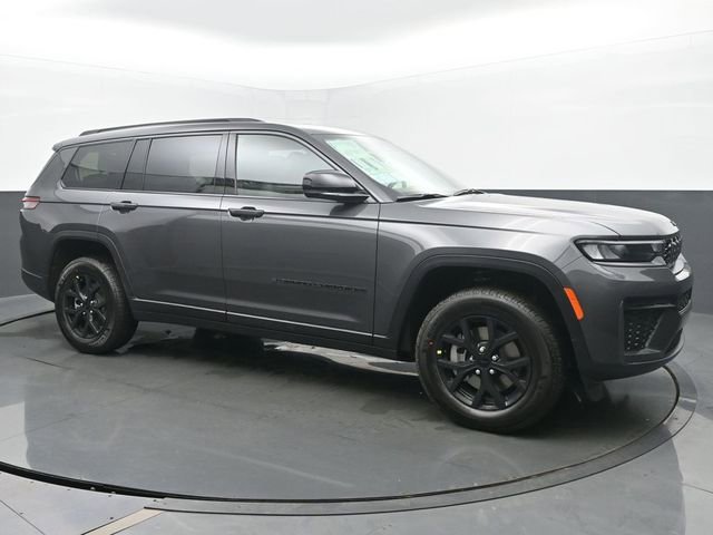 New 2026 Jeep Grand Cherokee L Laredo image 7