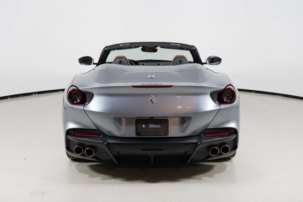Used 2022 Ferrari Portofino M image 12