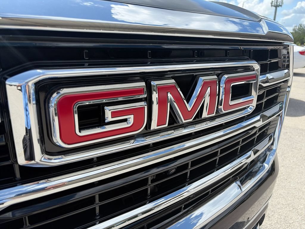 New 2026 GMC Yukon XL Elevation RWD image 38
