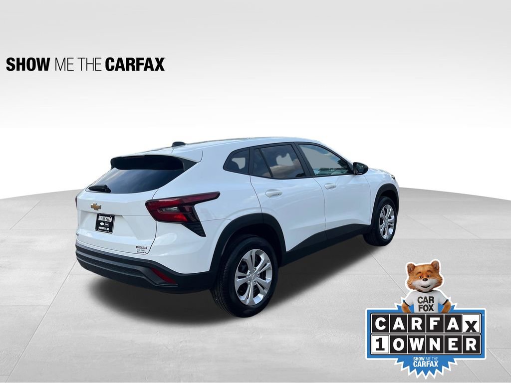 Used 2025 Chevrolet Trax LS image 3