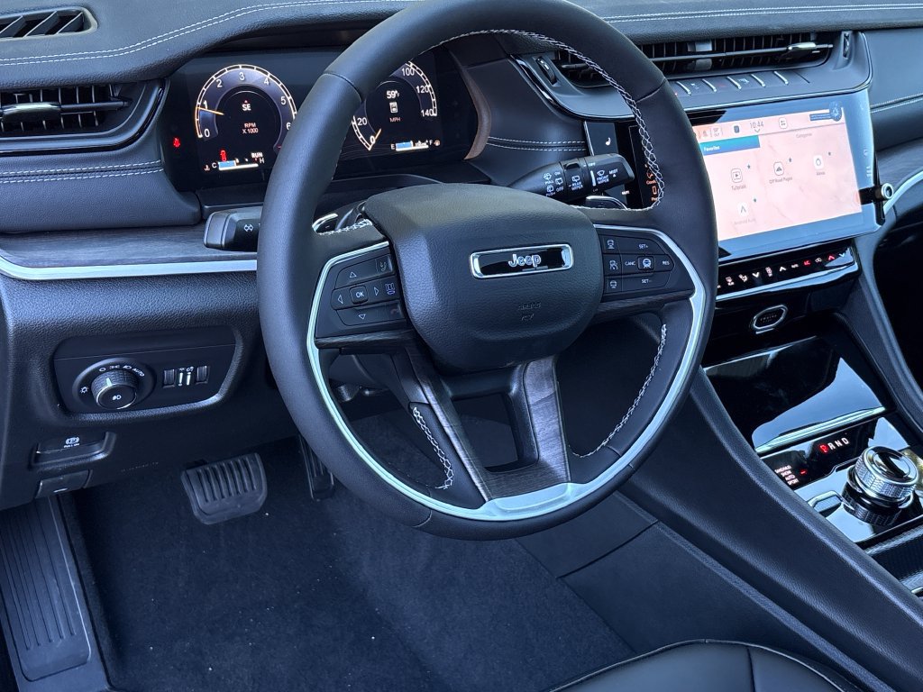 New 2027 Jeep Grand Cherokee Limited AWD/4WD image 13