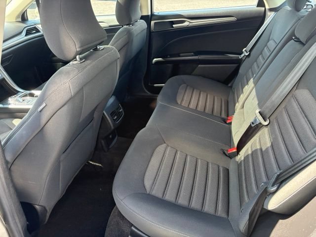 Certified 2019 Ford Fusion SE FWD image 32