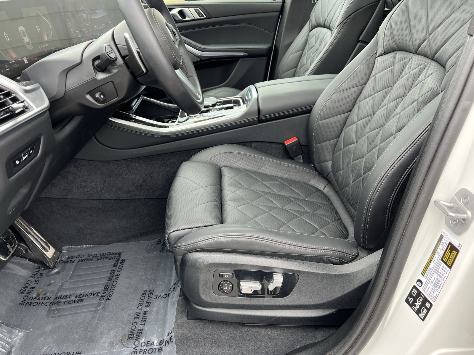 Used 2025 BMW X5 xDrive40i w/ M Sport Package image 10