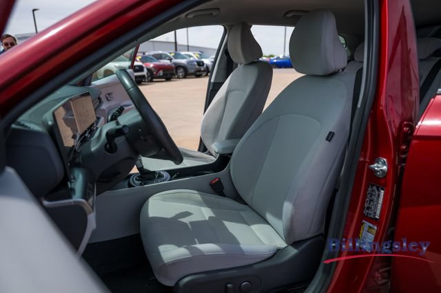 Used 2025 Hyundai Kona SEL FWD image 10