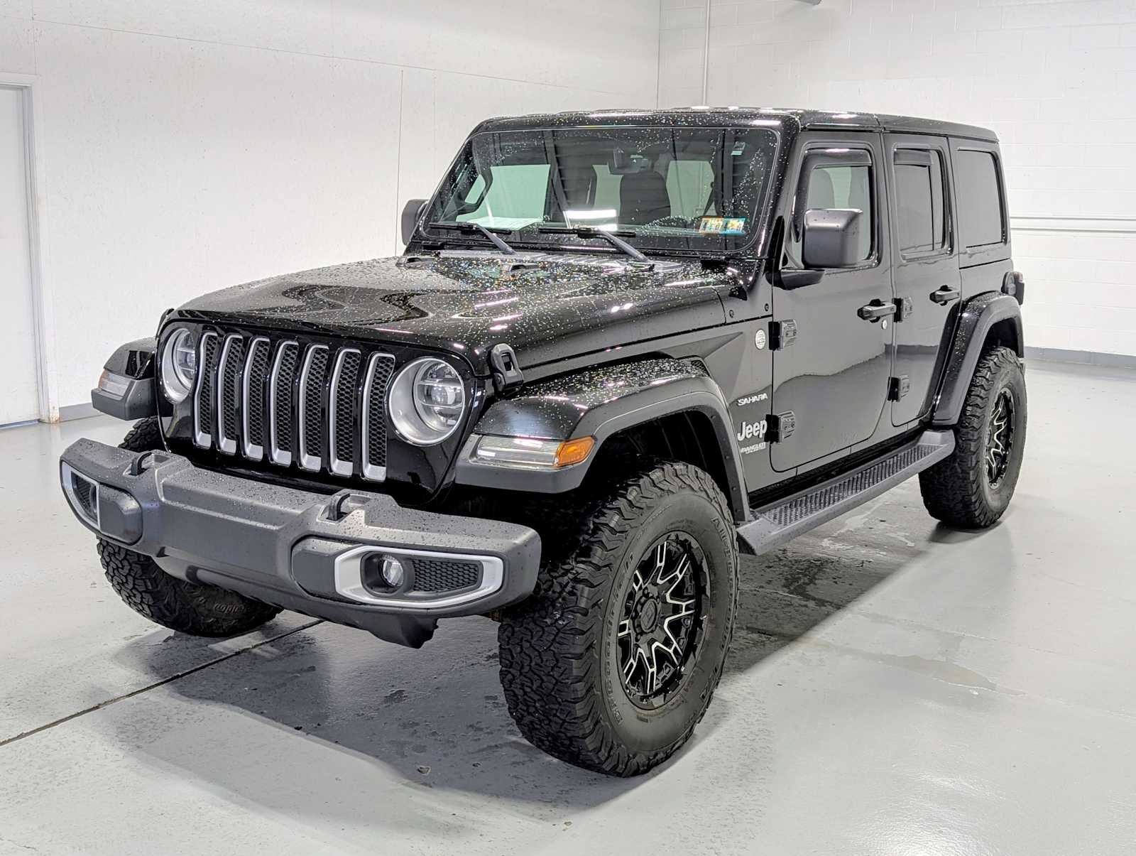 Used 2018 Jeep Wrangler Unlimited Sahara