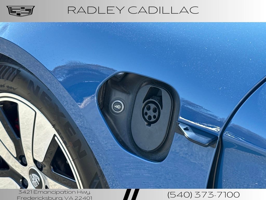 Used 2021 Porsche Taycan 4S w/ Premium Package image 11