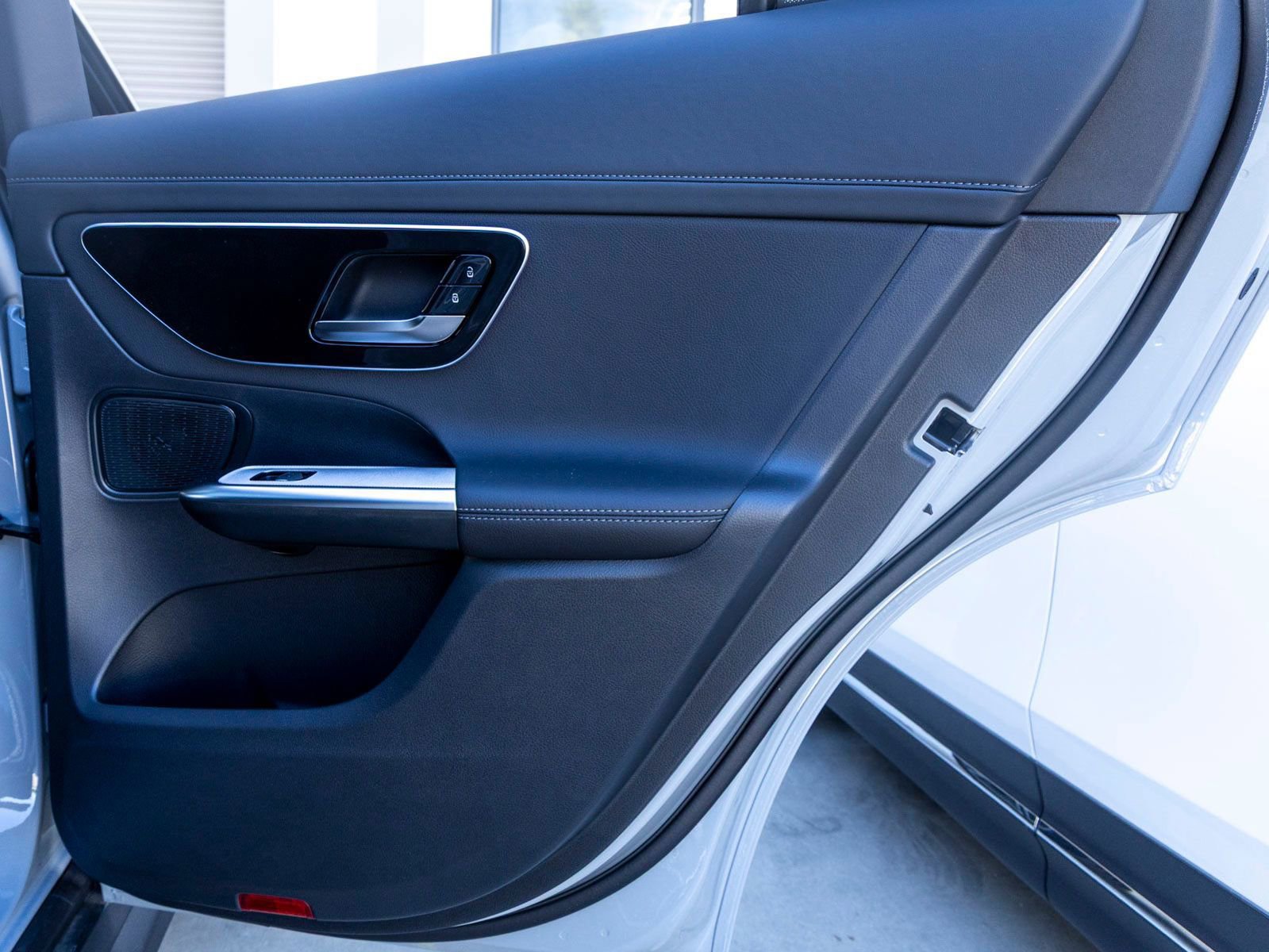 New 2026 Mercedes-Benz GLC 300 image 23