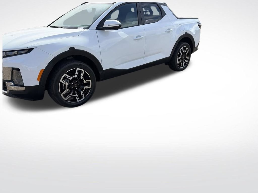 Used 2026 Hyundai Santa Cruz Limited AWD/4WD image 2