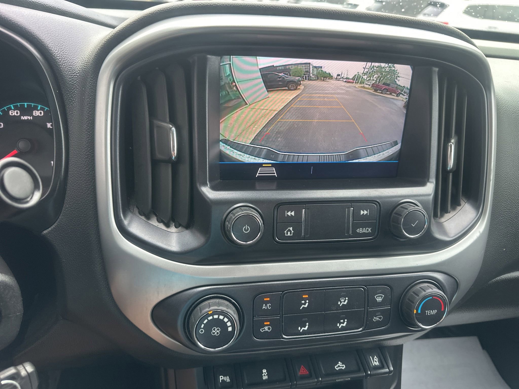 Used 2022 Chevrolet Colorado LT w/ Fleet Safety Package RWD image 19