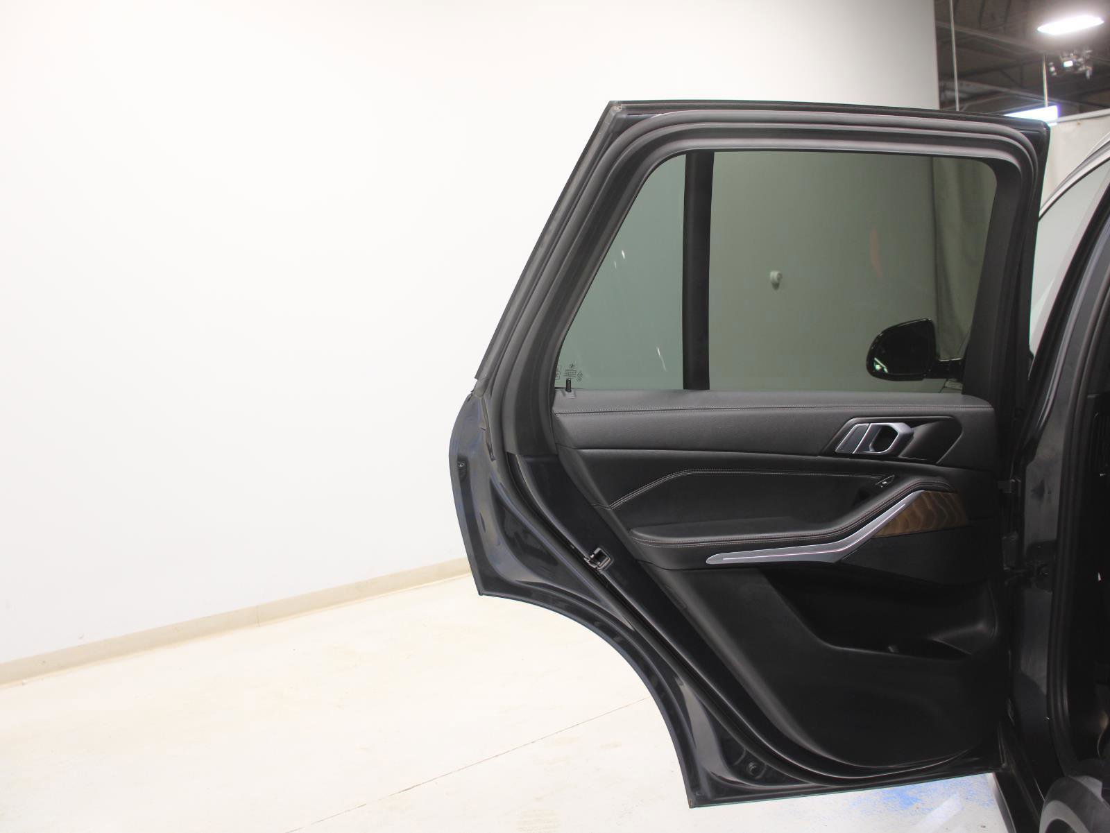 Certified 2022 BMW X5 xDrive40i w/ Premium Package image 22