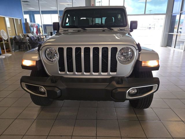 Used 2022 Jeep Gladiator Sport AWD/4WD image 3