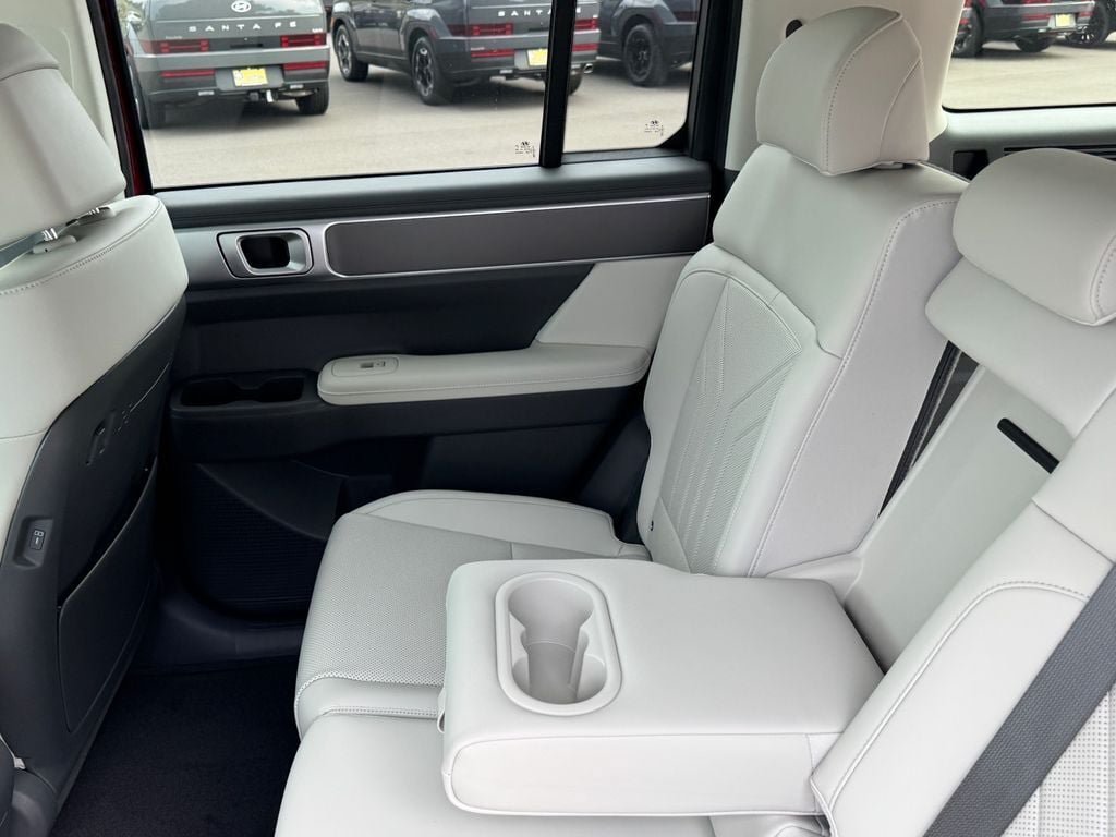 New 2027 Hyundai Santa Fe SEL FWD image 11