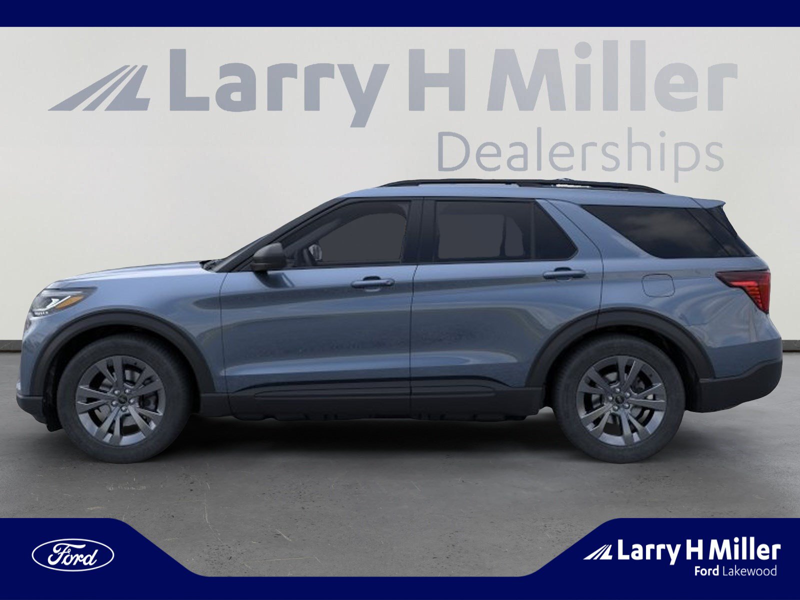 New 2026 Ford Explorer Active w/ Active Comfort Package AWD/4WD image 3