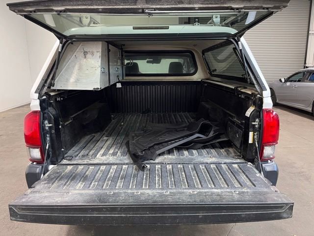Used 2020 Toyota Tacoma SR image 15