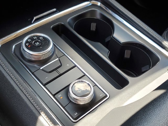 Used 2024 Ford Expedition XLT AWD/4WD image 22