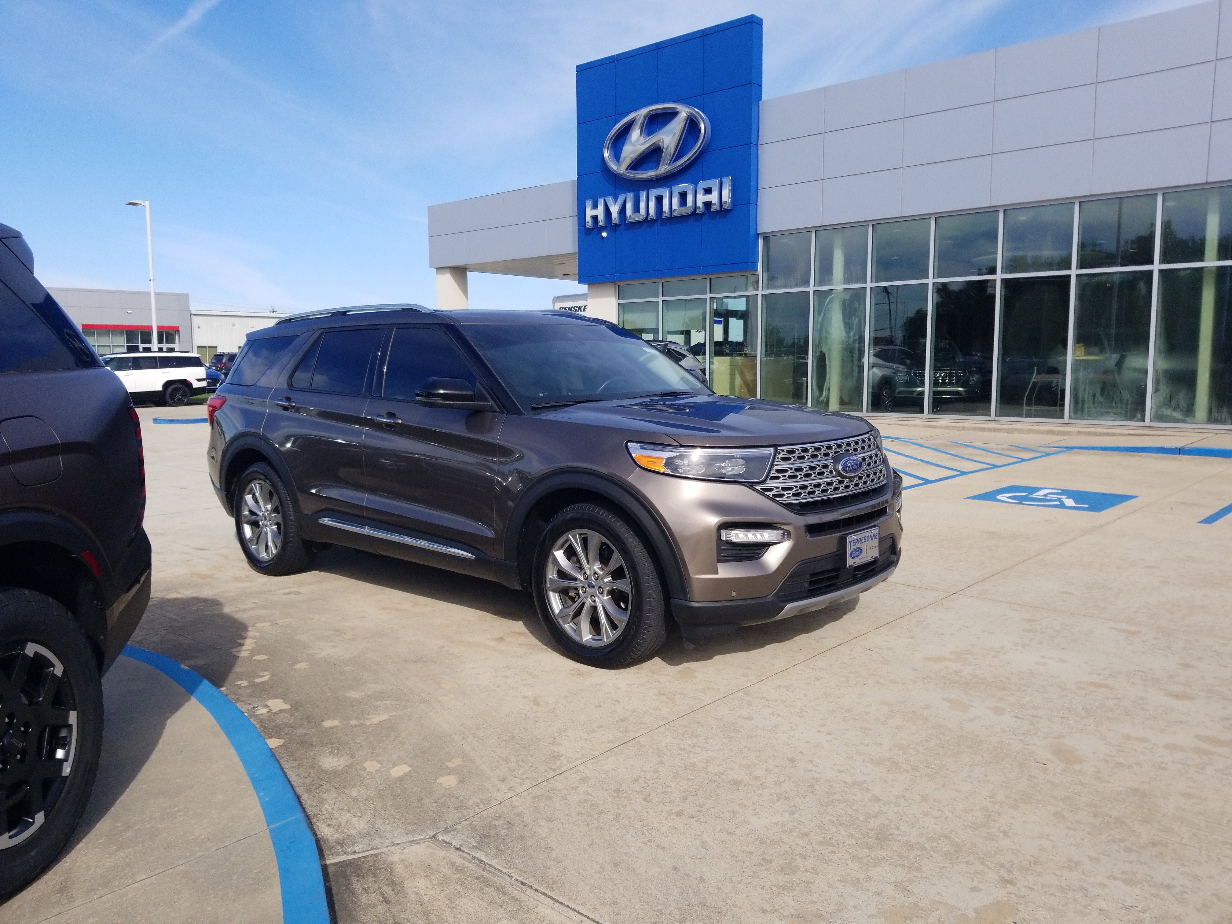 Used 2021 Ford Explorer Limited w/ Equipment Group 301A