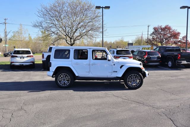 Used 2024 Jeep Wrangler High Altitude AWD/4WD image 9