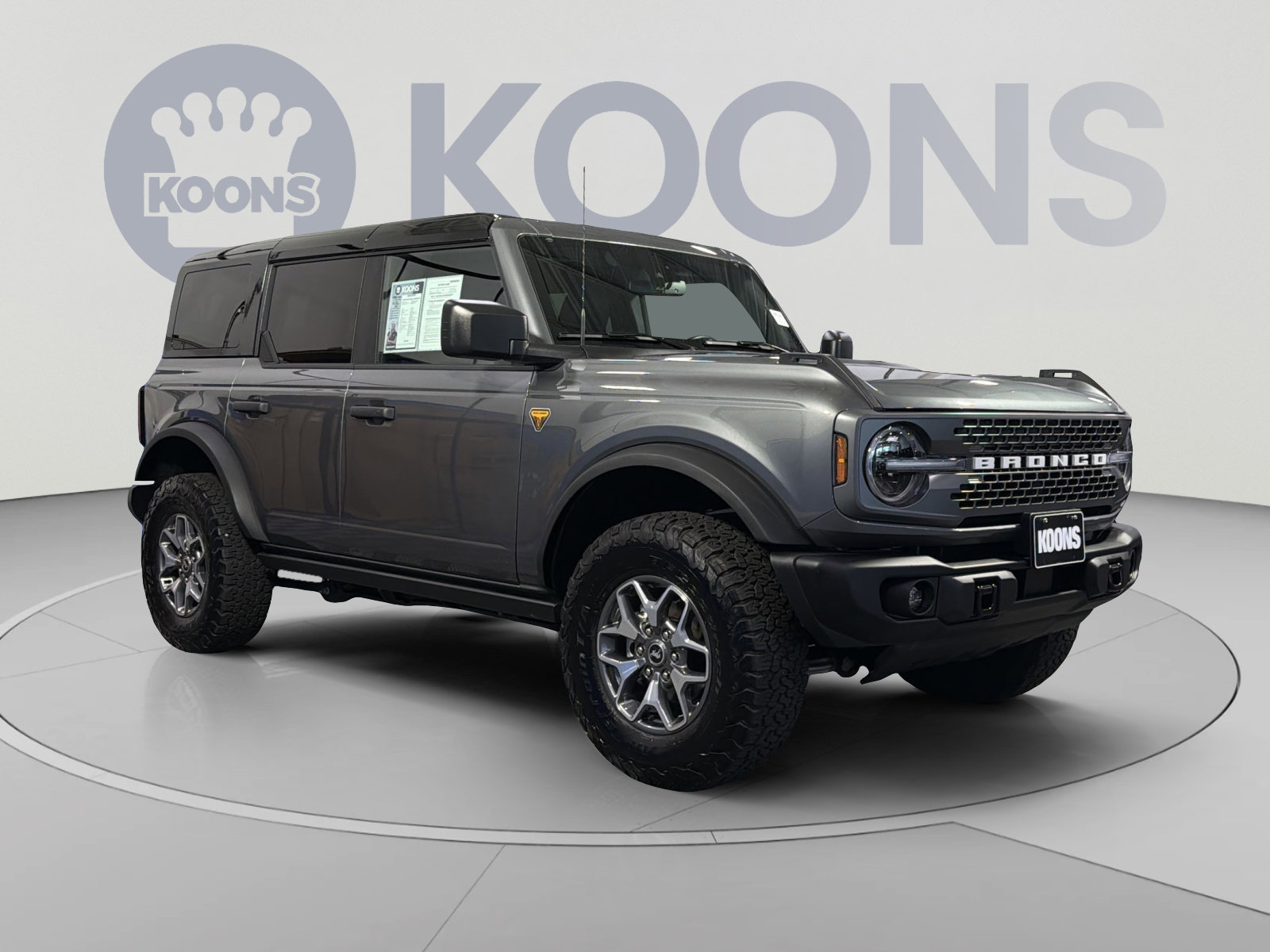 Certified 2025 Ford Bronco Badlands AWD/4WD image 10