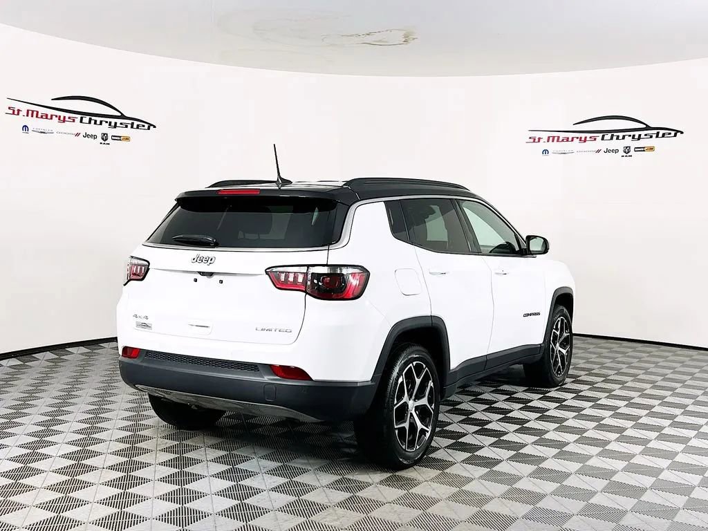 Used 2024 Jeep Compass Limited image 8