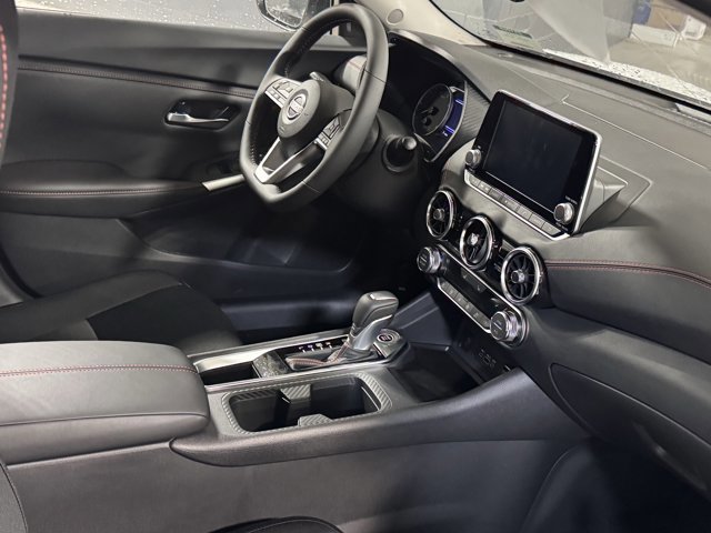 New 2025 Nissan Sentra SR image 9