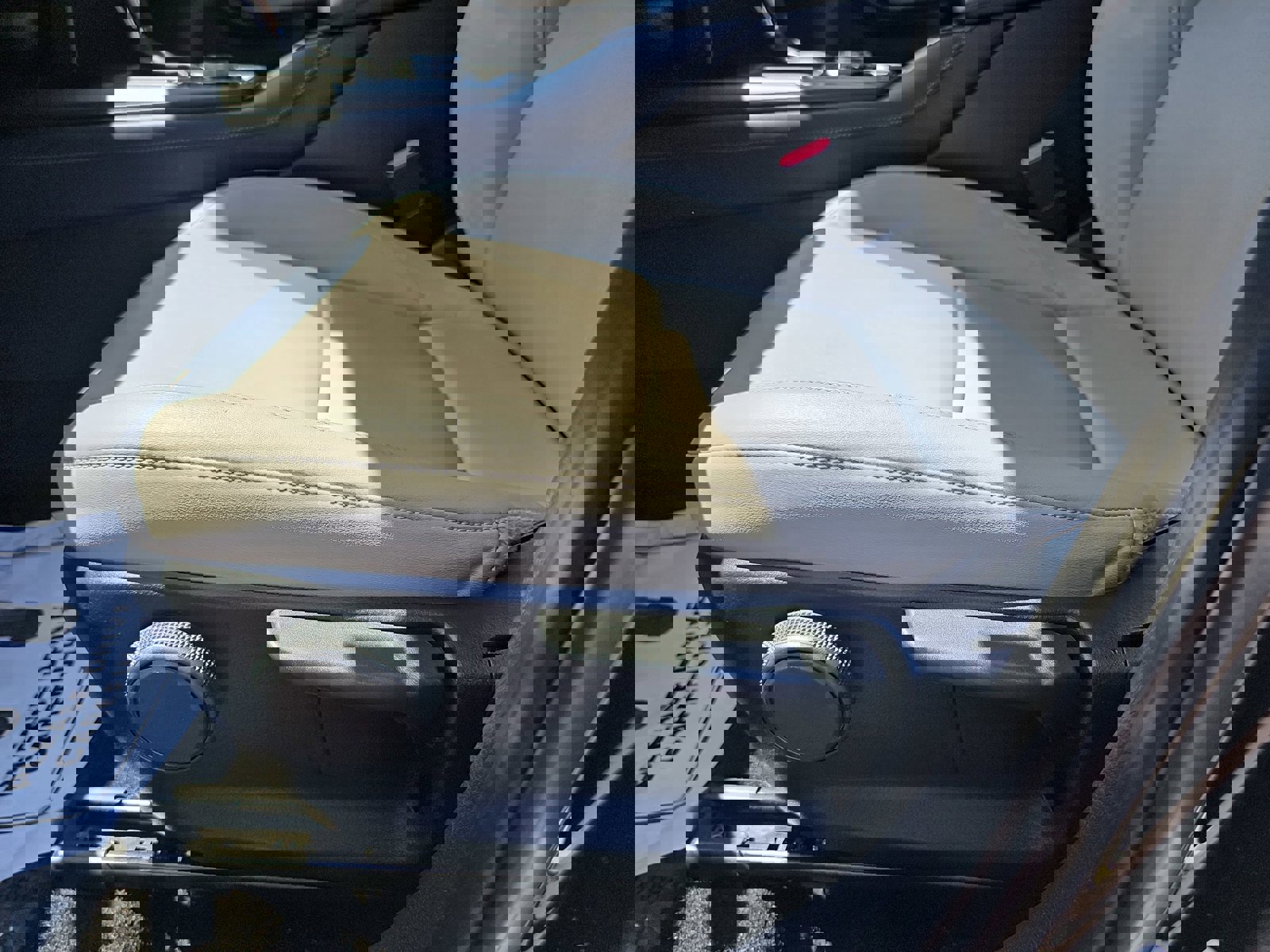 Used 2020 MAZDA CX-30 AWD w/ Select Package image 29