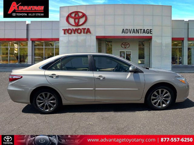 Used 2016 Toyota Camry XLE FWD image 5