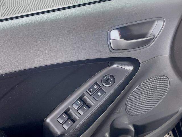 Used 2017 Kia Forte LX image 17